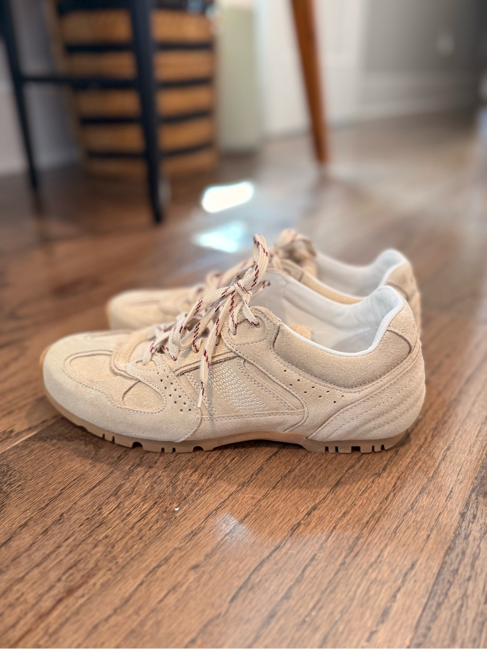 ALOHAS Beige Suede Tb.56 - Picture 2 of 6